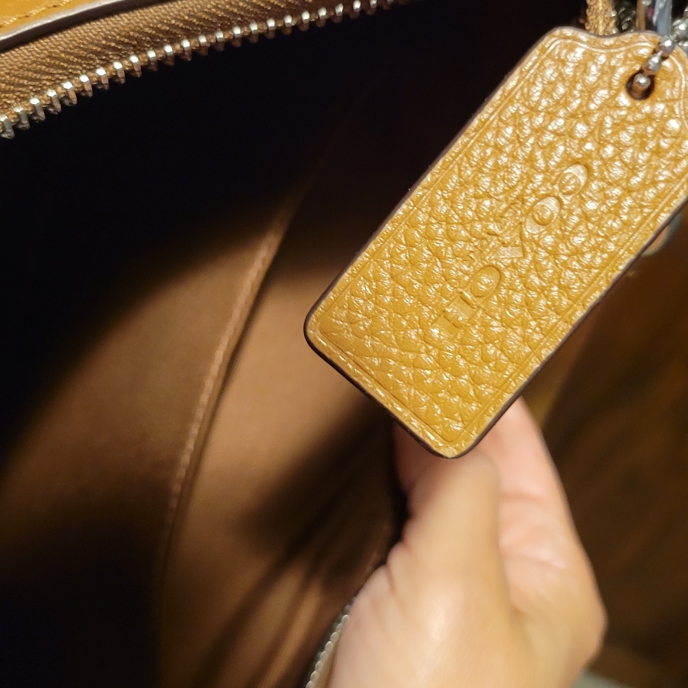 Coach Pebbled Leather Shoulder Hobo in Tan - Picture 4 of 11